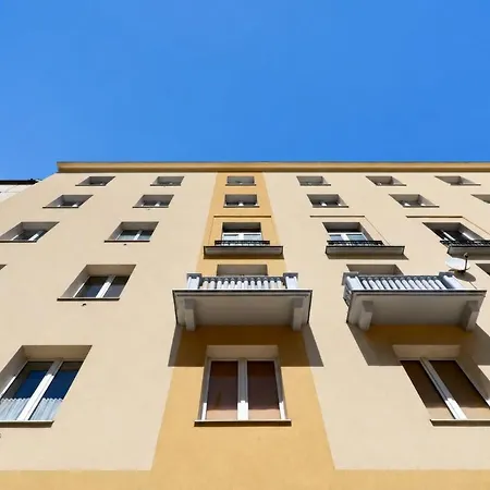 A Modern Premium In The Heart Of *